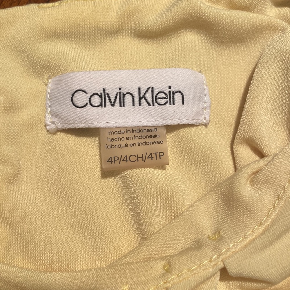 Calvin Klein Shell - Picture 3 of 3
